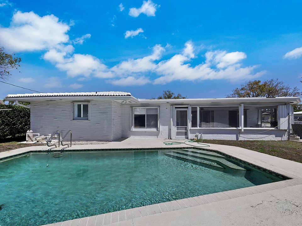 1st image of 5921 NE 21st Circle #Ne