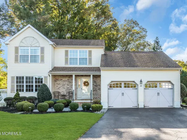 38 Hyer Court, Aberdeen, NJ 07747