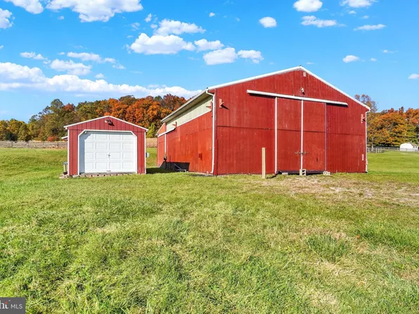 Round Hill Church Rd, Stewartstown, PA 17363