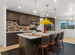 5201 W Henderson Pl, Santa Ana, CA 92704