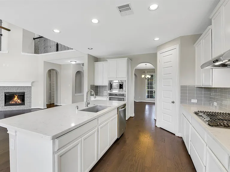16706 Chestnut Square Dr — Photo 20