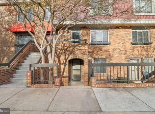 604 15th St S #2, Arlington, VA 22202