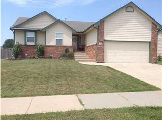 710 S Westview Cir, Andover, KS 67002