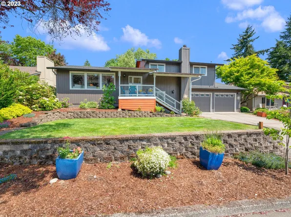 2905 SE Blairmont Dr, Vancouver, WA 98683