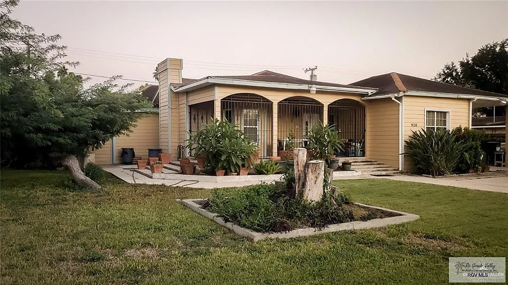 2 bed, 2.0 bath, 3000 sqft, $1,800 — Photo 1
