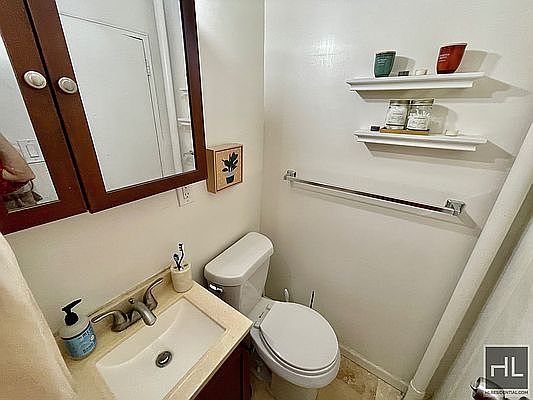 5th image of 190 E 3rd St APT 3A