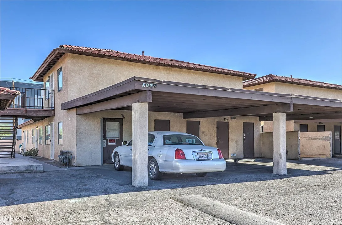 2 bed, 1.0 bath, 3168 sqft, $1,159 — Photo 3