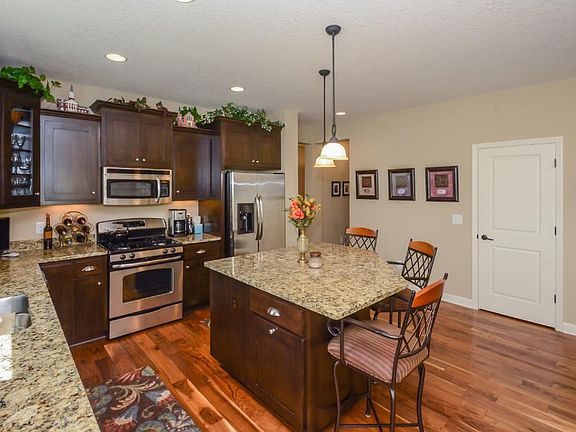 3rd image of 10722 Kingsfield Ln