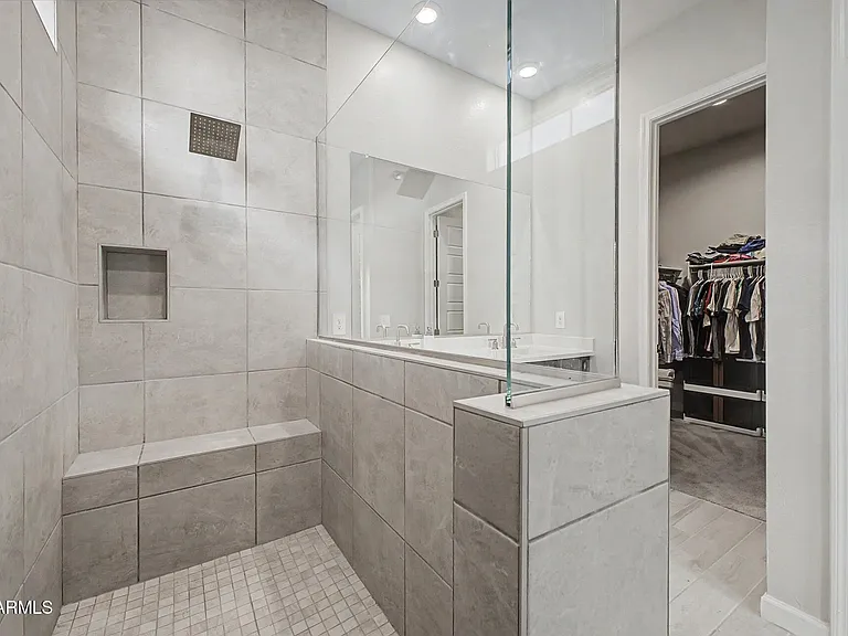 5038 E Anderson Dr — Photo 18