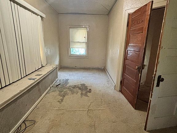 3rd image of 253 Prospect Ave