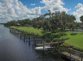900 Aqua Isles Blvd #J9, Labelle, FL 33935
