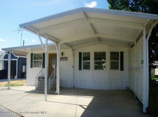 9443 Gray Fox Dr, Weeki Wachee, FL 34613