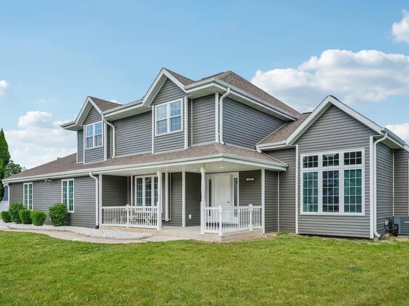 1261 Shoal Ridge ROAD, Oconomowoc, WI 53066