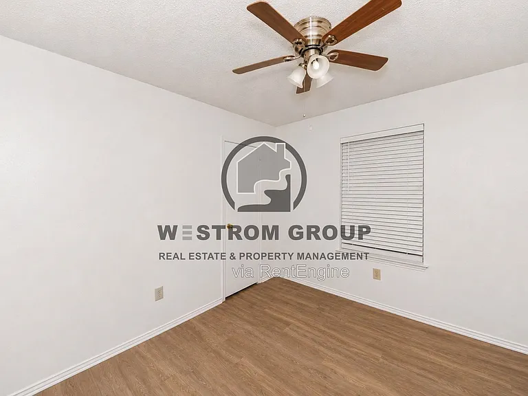 316 Crowe Dr — Photo 21