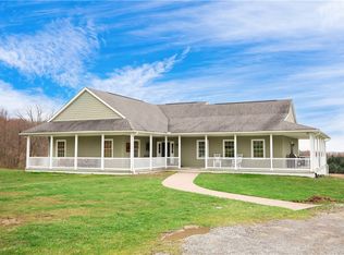 262 Windy Point Rd, Harrisville, PA 16038