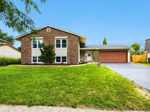 1465 William Clifford Ln, Elk Grove Village, IL 60007