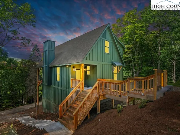 1017 Charter Hills Road, Beech Mountain, NC 28604