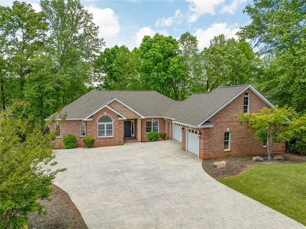 209 Amethyst Way, Seneca, SC 29672