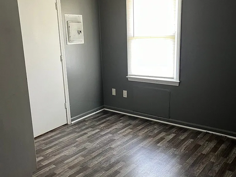 153 S Morrow Ave #F — Photo 5