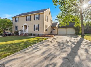 106 S Oaks Ln, Warner Robins, GA