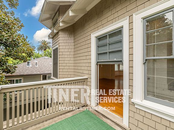 3rd image of 1320 18th St APT 3