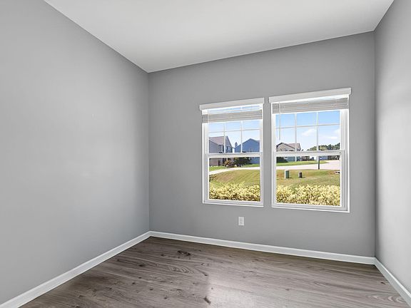 5th image of 127 Paige Stone Way