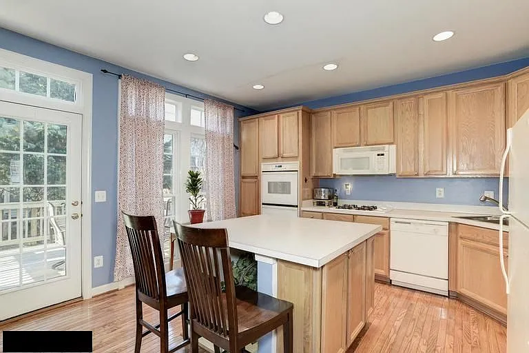 9108 Ayden Ln #9108 — Photo 15