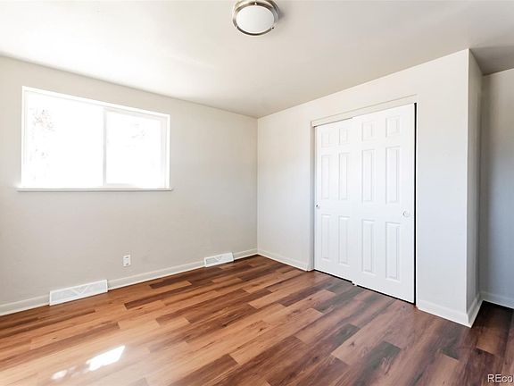 5th image of 1775 Cody Street