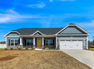 353 Gadson Dr, Hope Mills, NC 28348