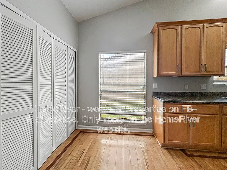 3859 English Colony Dr N — Photo 5