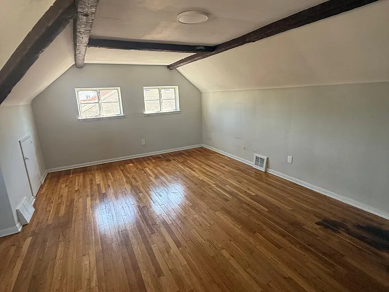 6236 Westminster Dr — Photo 12