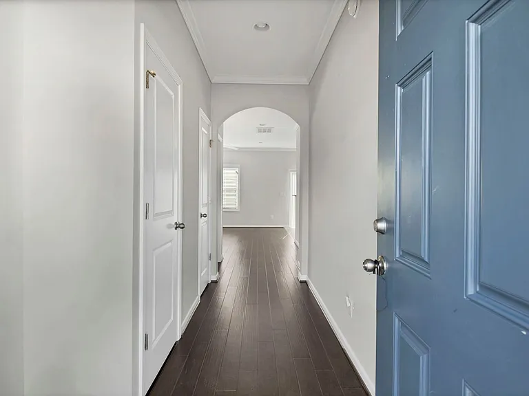 436 Riglaw Cir — Photo 4