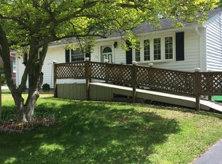 73 Roosevelt Blvd, Enfield, CT 06082