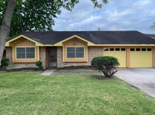 5114 Madden Ln, Houston, TX 77048