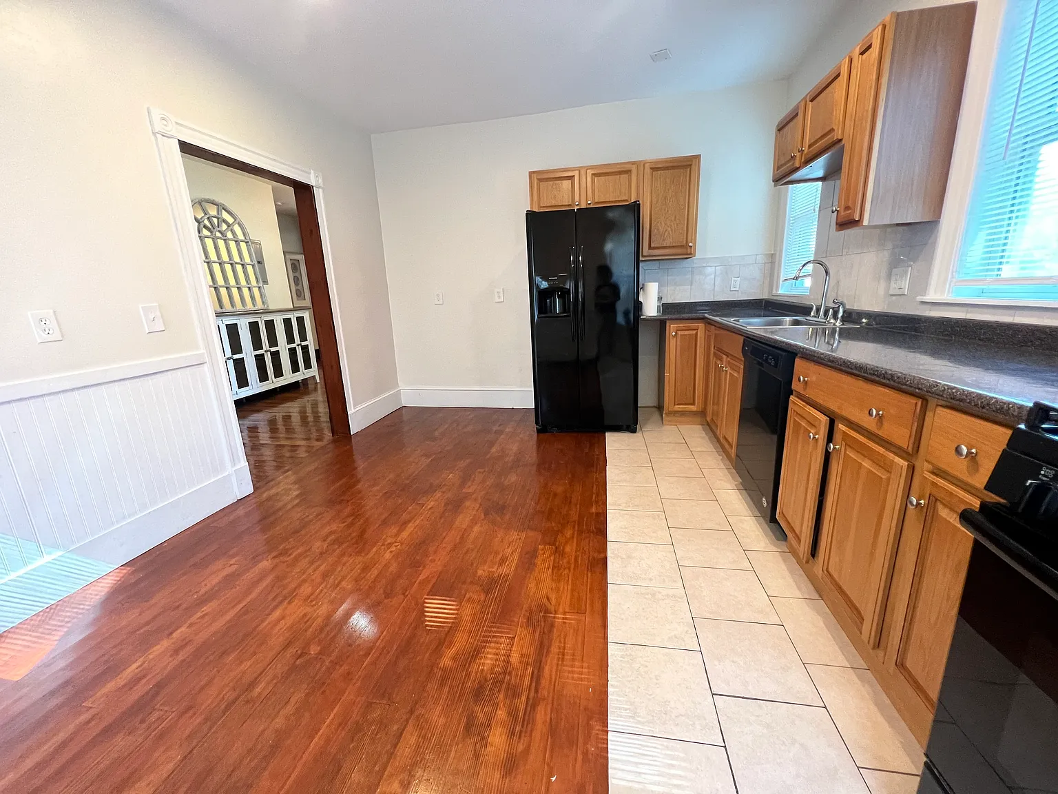 3 bed, 1500 sqft, $3,000 — Photo 4