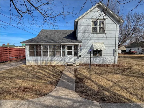 11 East Freeman Street, Rice Lake, WI 54868