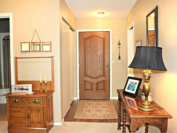 2nd image of 1415 Lake St APT 106