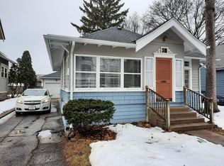 35 Lowell Ave NE, Grand Rapids, MI 49503