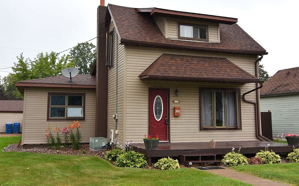1st image of 415 Humbird Street
