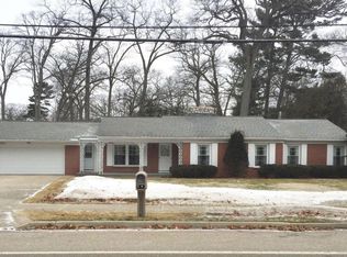 504 Ruddiman Dr, Muskegon, MI 49445