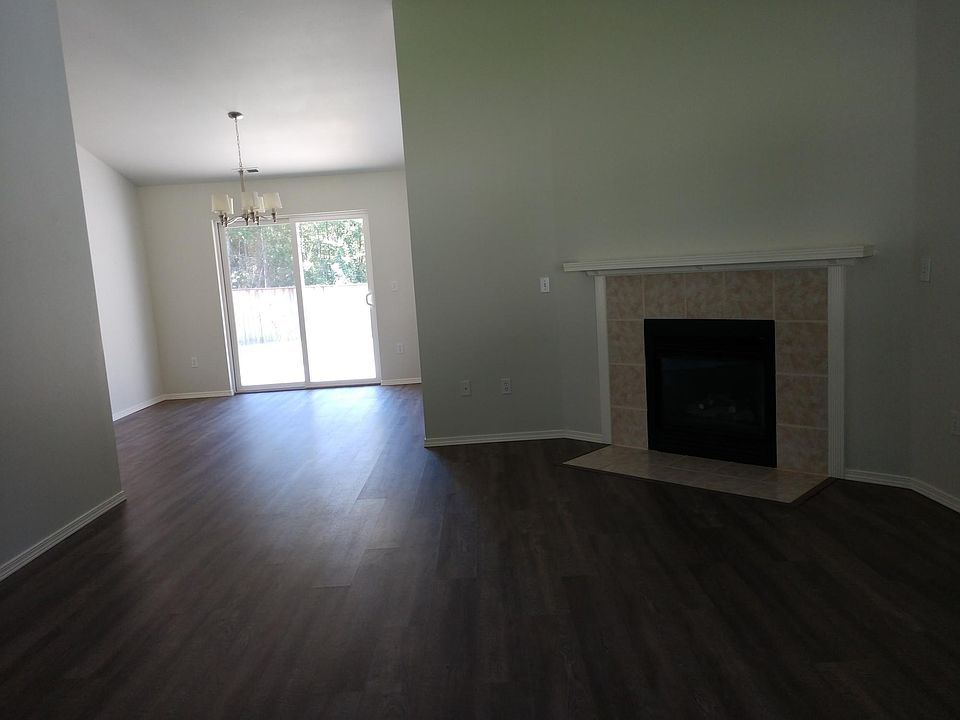 2nd image of 6322 106th St NW