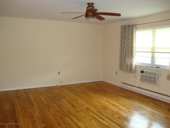 4th image of 42 A Crestwood Parkway