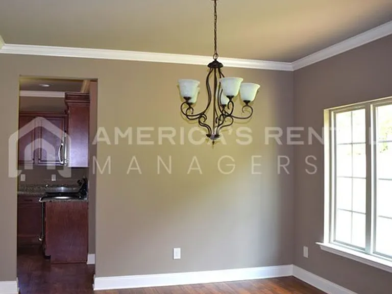3764 Creekside Way — Photo 5