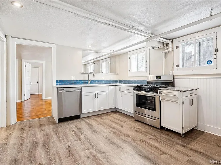 1403 Quitman St #B — Photo 10