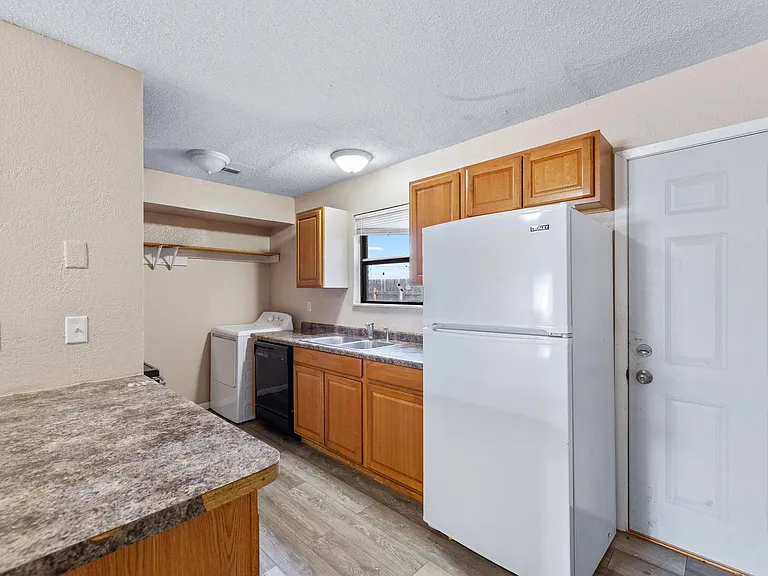 1520 E Fortuna St #4 — Photo 6