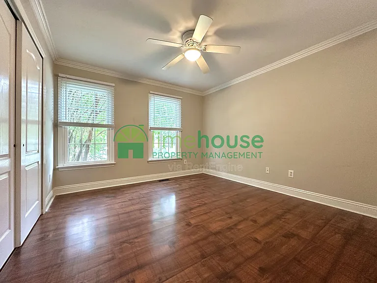 2849 Crossings Dr — Photo 17