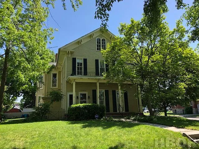 233 W Sandusky St photo 1