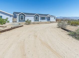16615 Century Plant Rd, Apple Valley, CA 92307