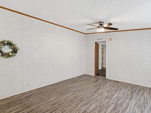 5th image of 2111 Plantation Forest Dr