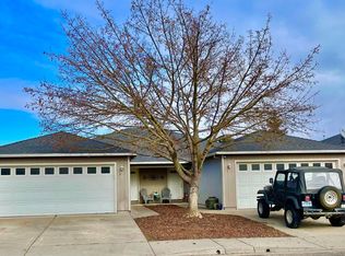 831 Columbine Way, Central Pt, OR